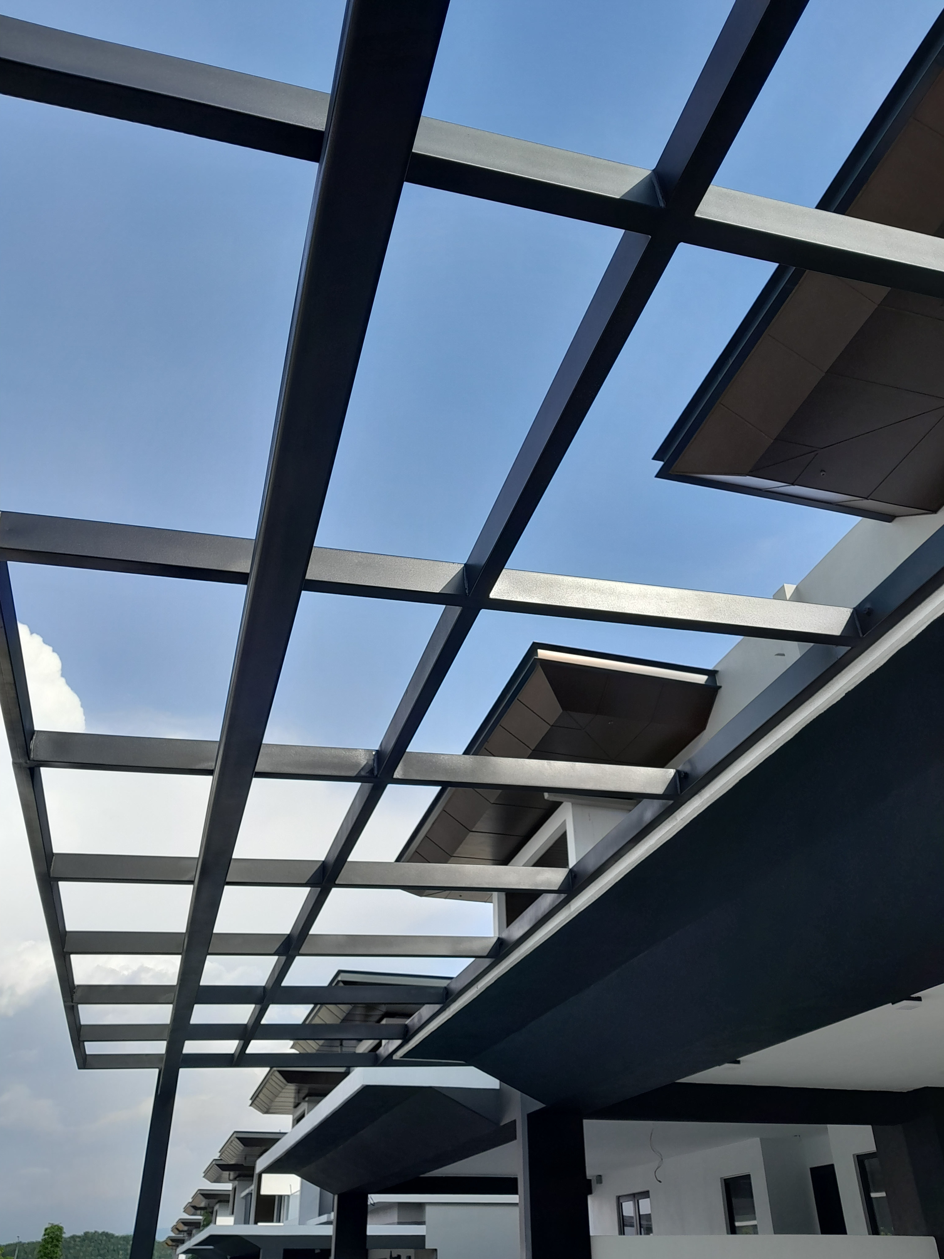 Struktur Besi Bumbung